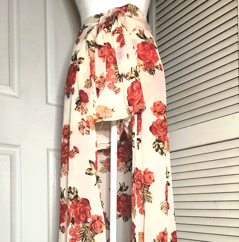 Say What Jr Womens Size Small Sheer Ivory Floral Long Tie Front Skort